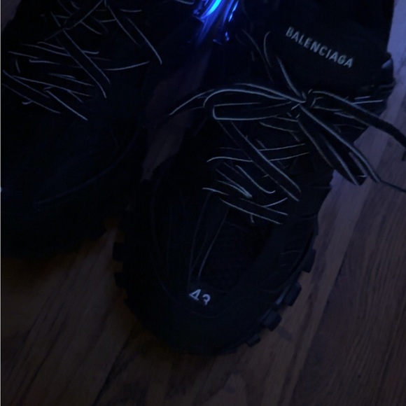 Balenciaga Black led main image 4